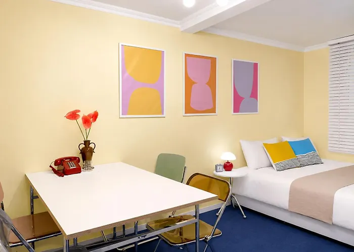 Shinchon Ground Floor, Entire Private 3br House *
